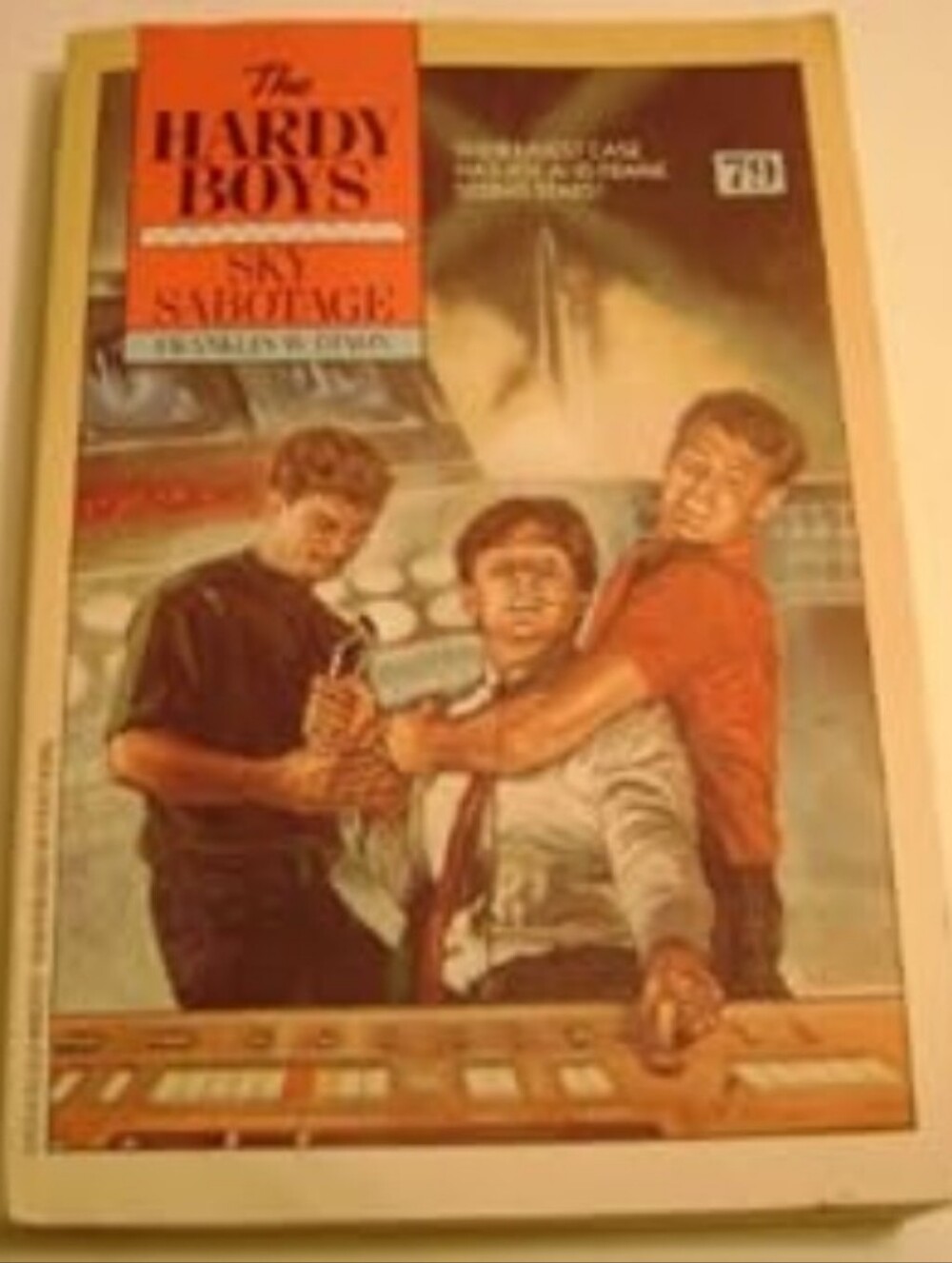 Sky Sabotage (The Hardy Boys #79) Franklin W. Dixon